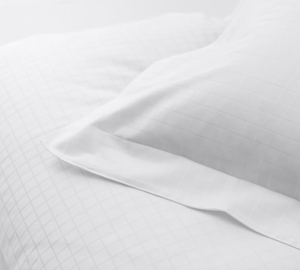 DUX Bettwäsche Superior Satin, Square weiß
